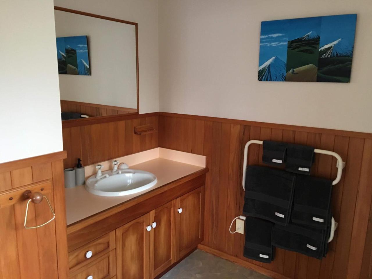 ניו פלימות' Pukeko Lodge Bnb מראה חיצוני תמונה