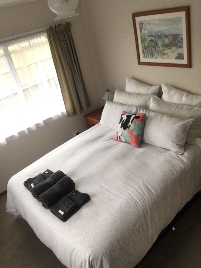 ניו פלימות' Pukeko Lodge Bnb מראה חיצוני תמונה
